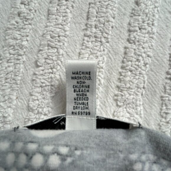 Vintage Tapemeasure Women's Geometric Pattern Half Sleeve Blouse Black Medium - Picture 4 of 8